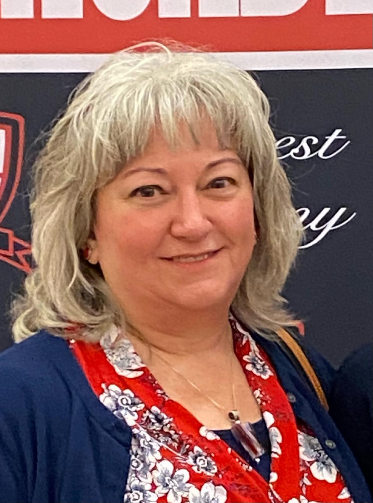 Heather Stinnett head shot