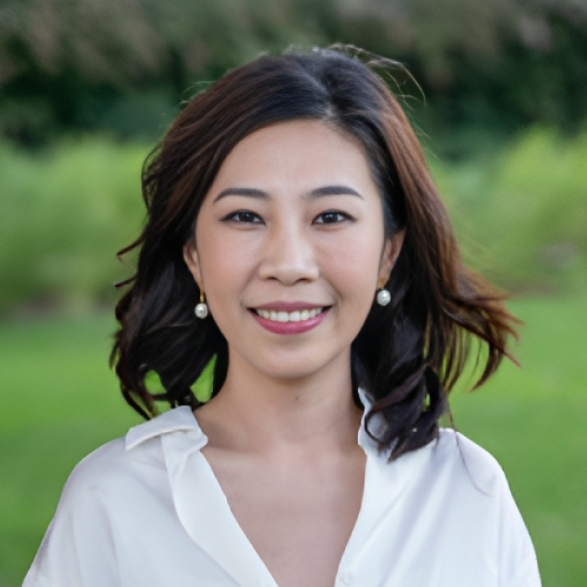 Furong Huang headshot