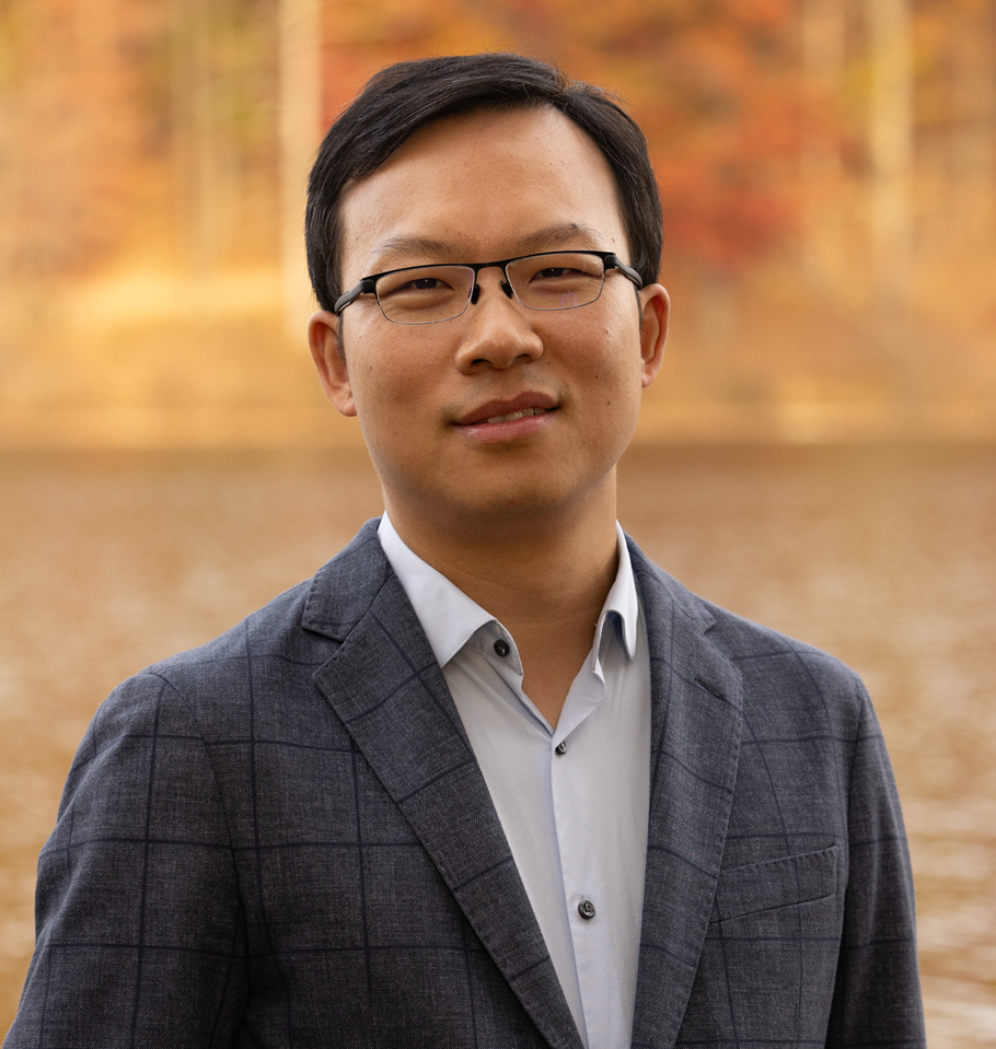 Jing Liu headshot