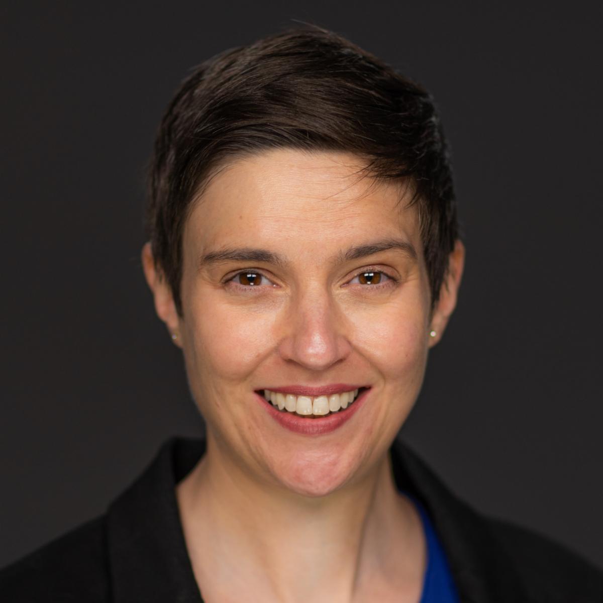 Katie Shilton headshot