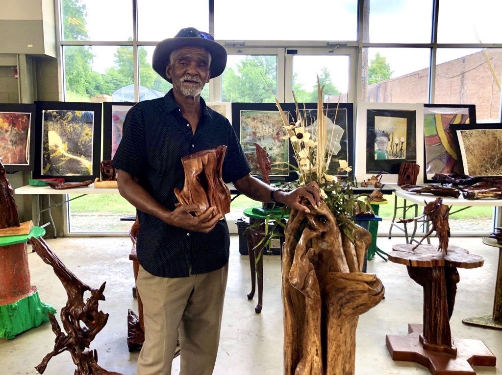 🎨Thursday & Saturday at the Mississippi Farmers Market!🎨