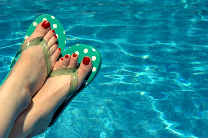 feet_relax.jpg