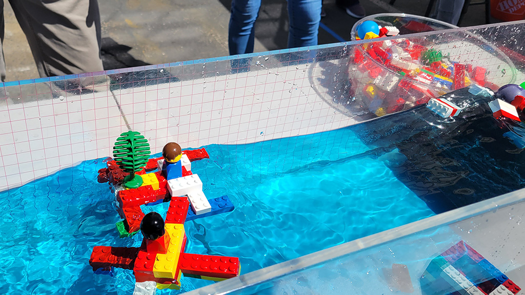 Wave Tank Lego Creations