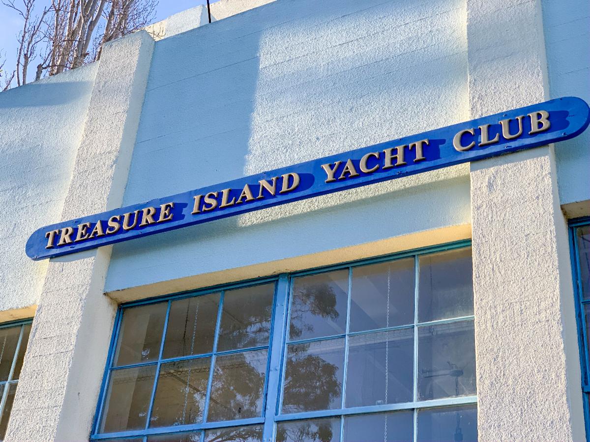 Treasure Island Yacht Club sign