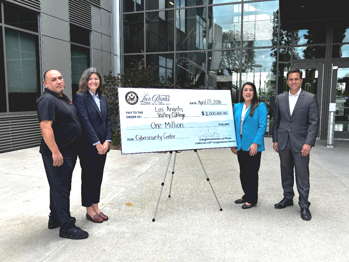 LAVC Cybersecurity Professor Mario Perez, Interim Vice-President of Academic Affairs Dr. Jenna Cole, Congresswoman Luz Rivas, and LAVC President Dr. Barry Gribbons. 