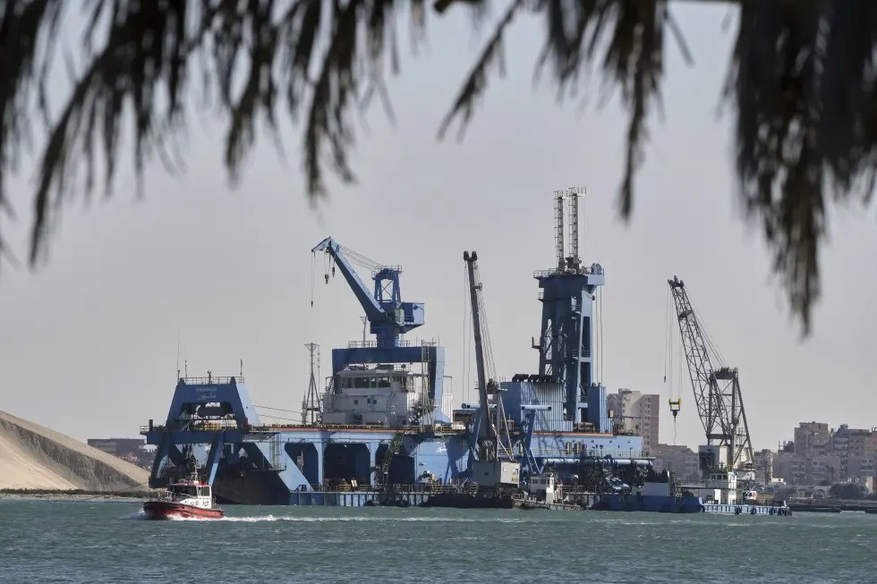 Egyptian dredging ship, Mashhour, sails at the Suez Canal in Ismailia, Egypt, Wednesday, April 16, 2025. (AP Photo/Amr Nabil)