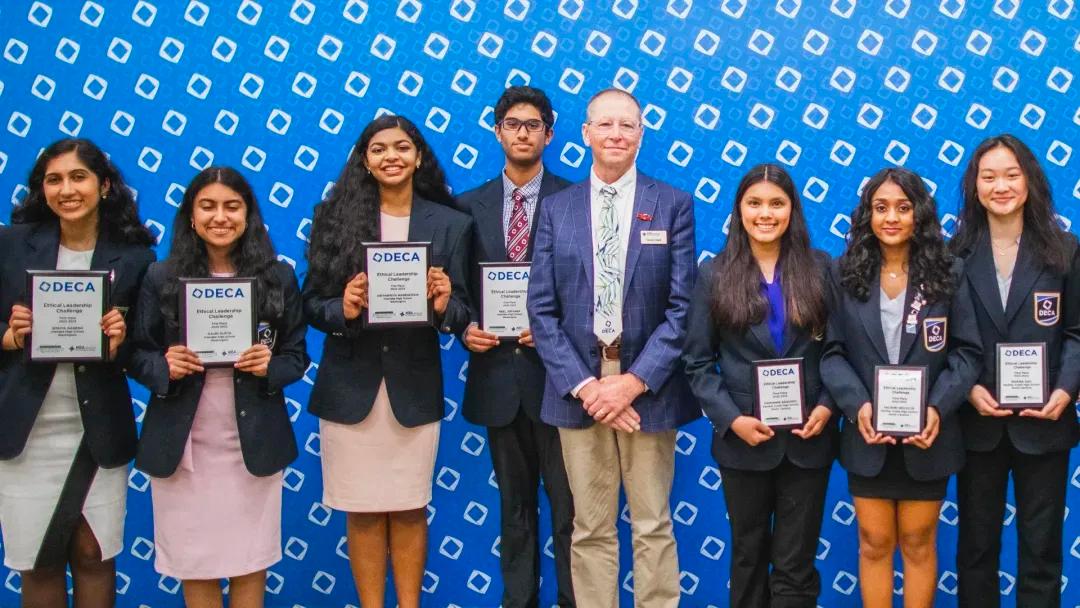 de377d87-61a1-4ff3-9c39-4fc174f4b2fc image