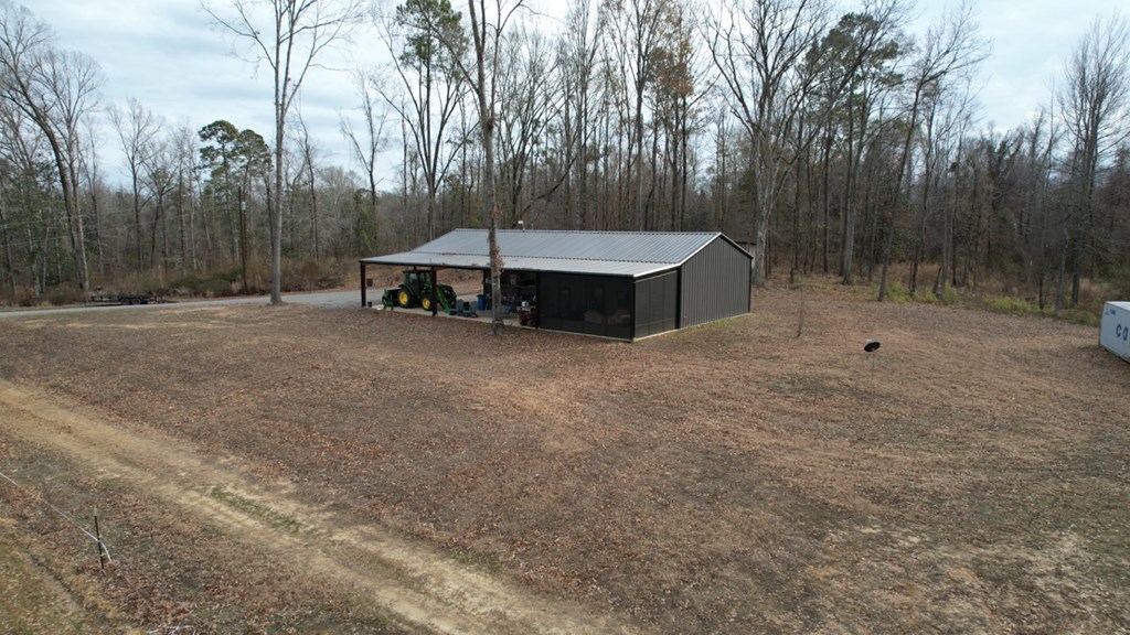400+/ Acres TURNKEY hunting camp in Claiborne County