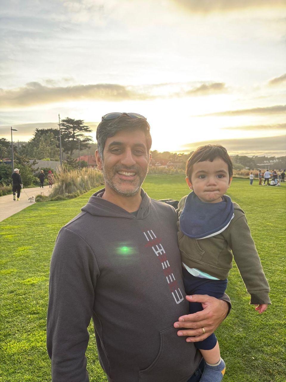 Moussavi-Harami_with_child