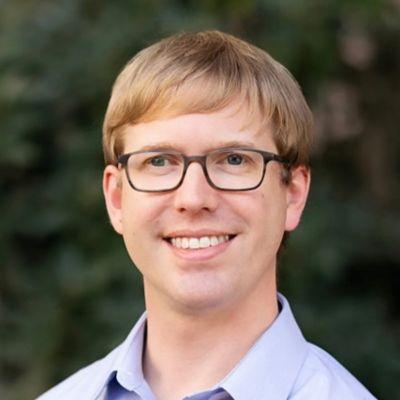 Taylor_LaFlam_headshot