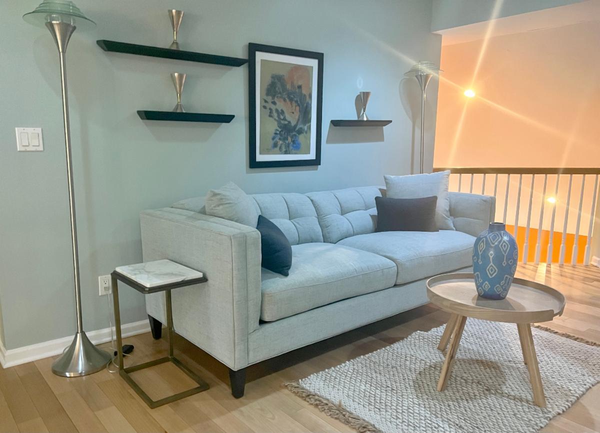 DIAMOND TAG SALES Our CONTEMPORARY & POST MODERN Home Contents Online