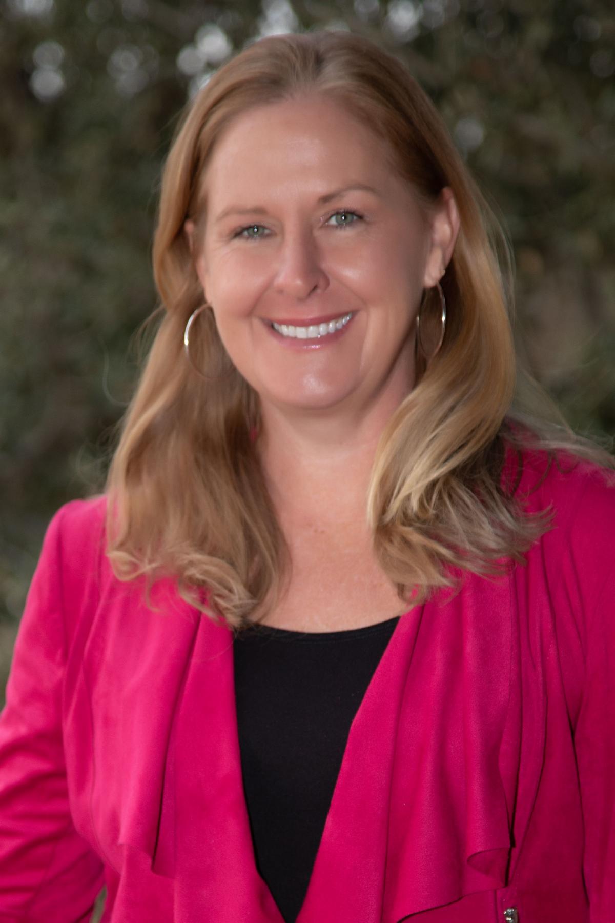 Headshot - Laura Gilliland 22.jpeg