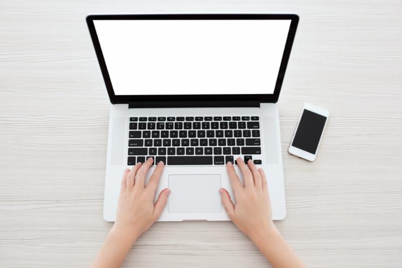 laptop_typing.jpg