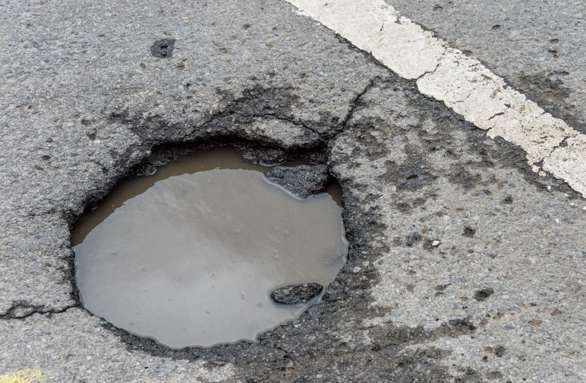 pothole.jpg