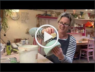 Jane Scott achieves depth of color