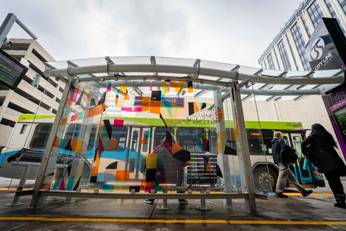 A photo of a bus serving Route 6 Cheney arrives at STA Plaza Bay 10