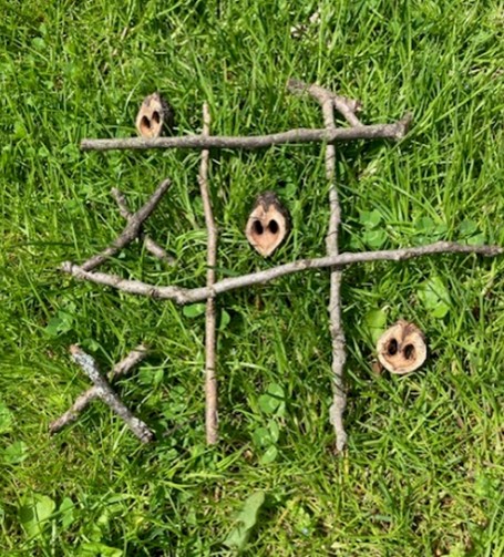 Nature tic tac toe