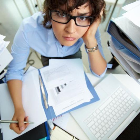 confused_female_accountant.jpg