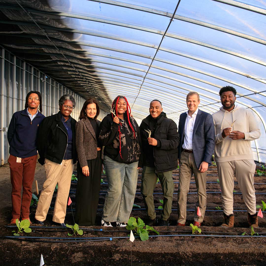 Group photo with CoBank employees at the Jackie Joyner-Kersee Food, Agriculture and Nutrition Innovation Center.