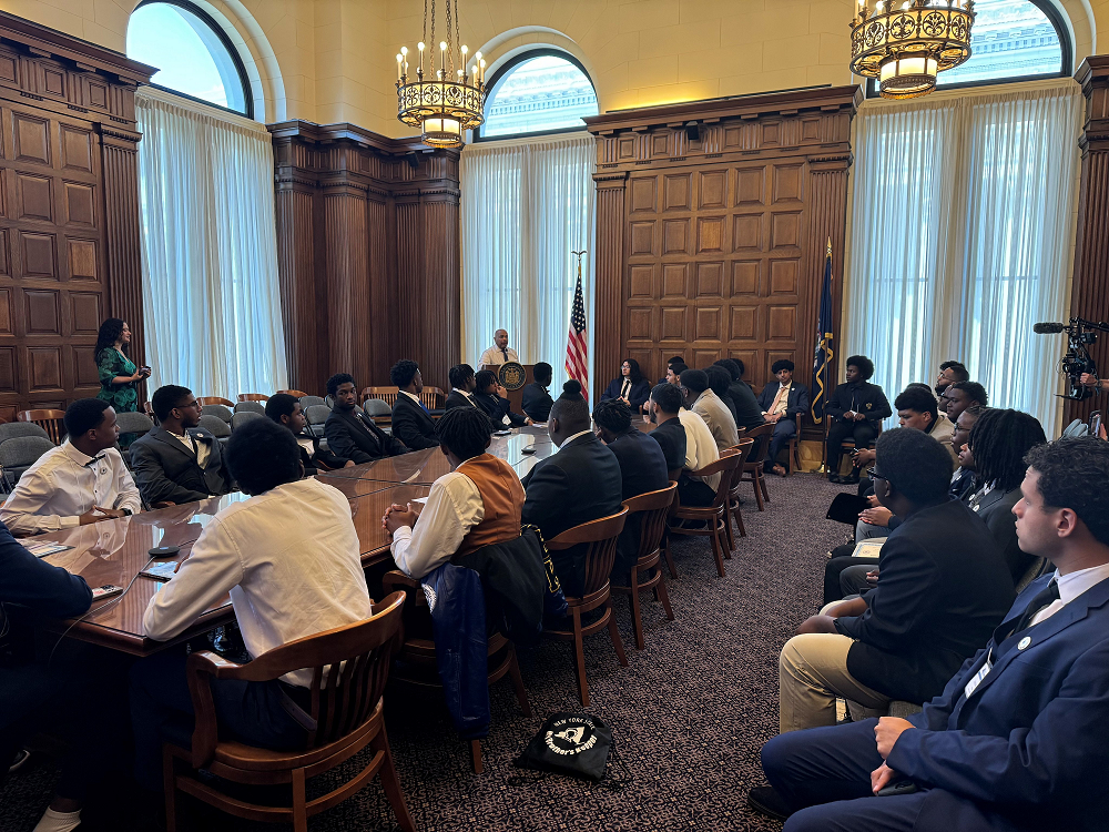 MBK Fellows meet with Speaker Heastie