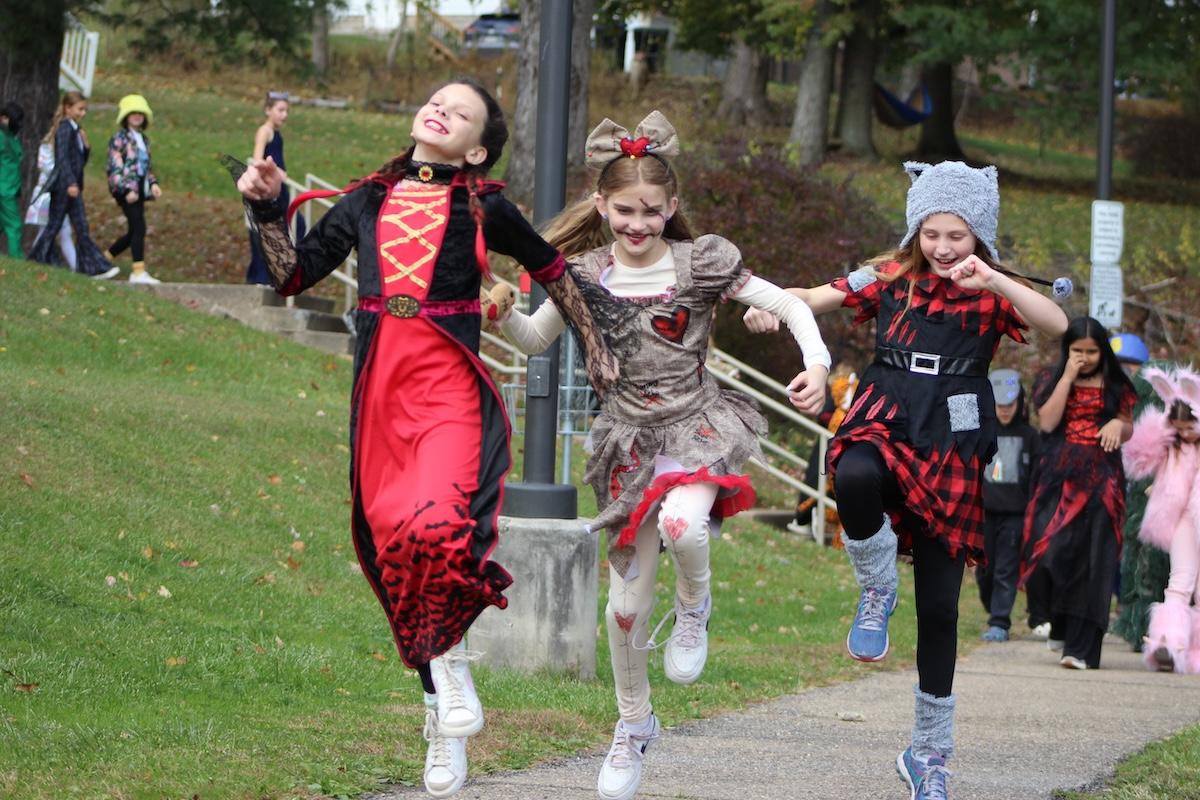 Mr. Rob Niederberger's Law and Justice class in downtown Pittsburgh following a field trip at the Allegheny County Courthouse.