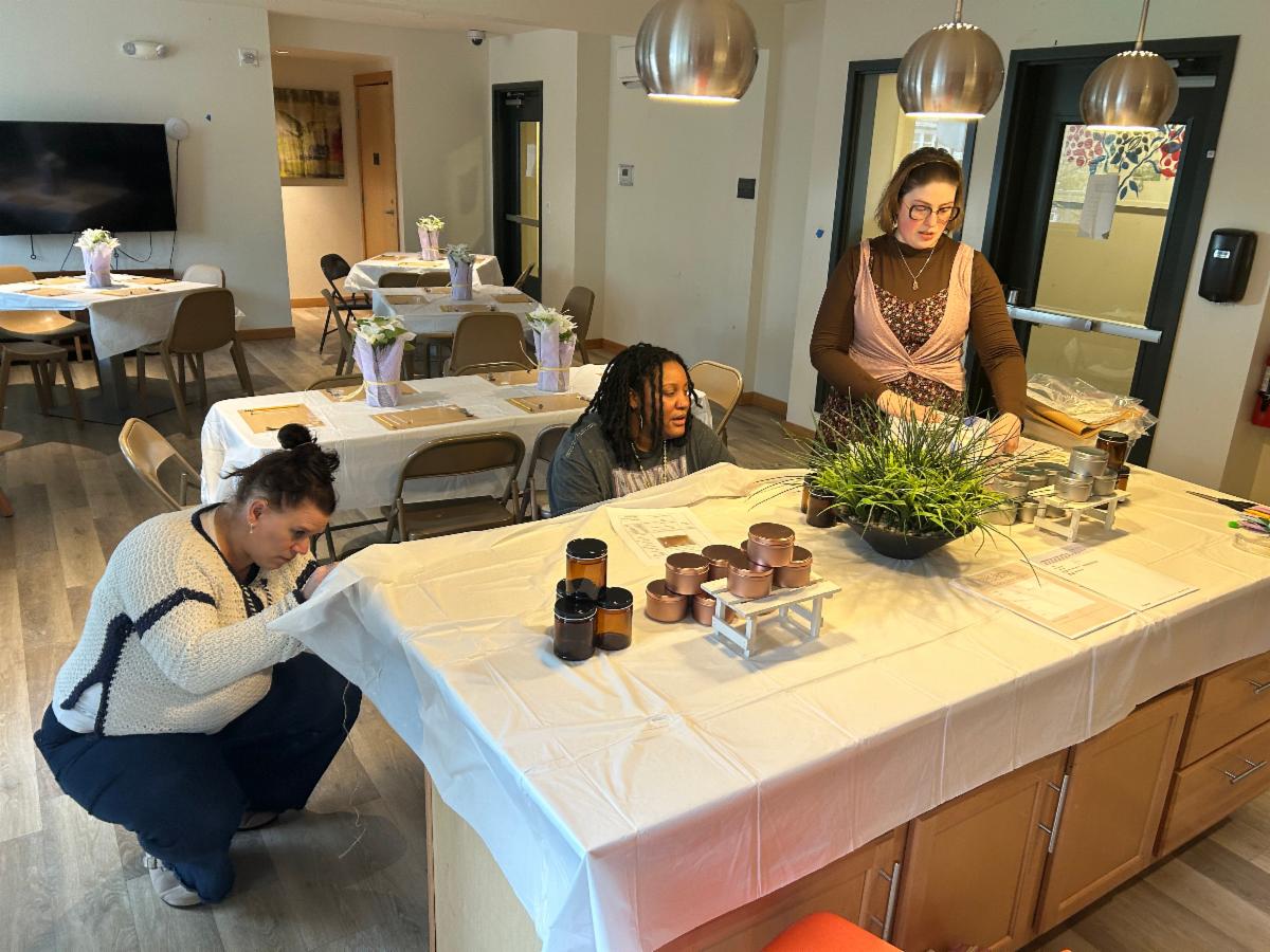 candle making event at Arbora Court