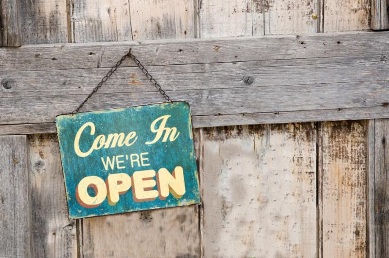open_sign_green.jpg