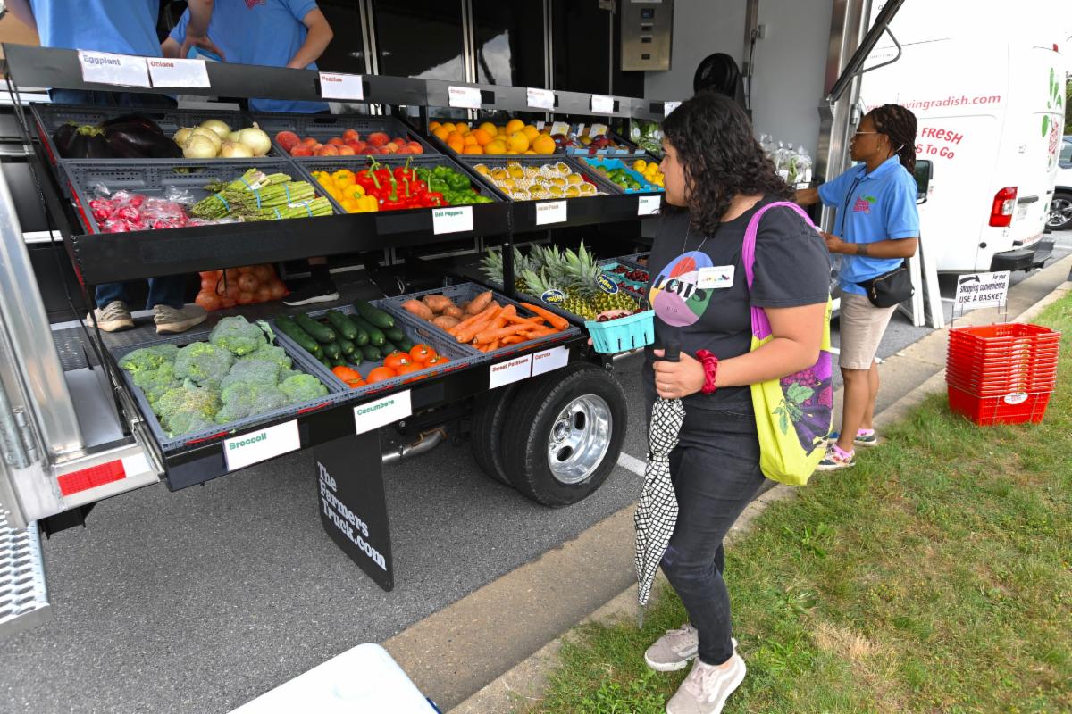 Roving Radish mobile food truck