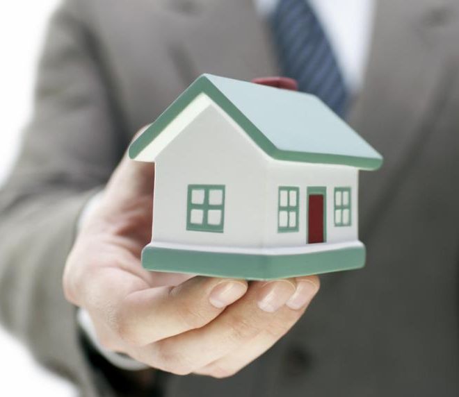 real_estateagent_green.jpg