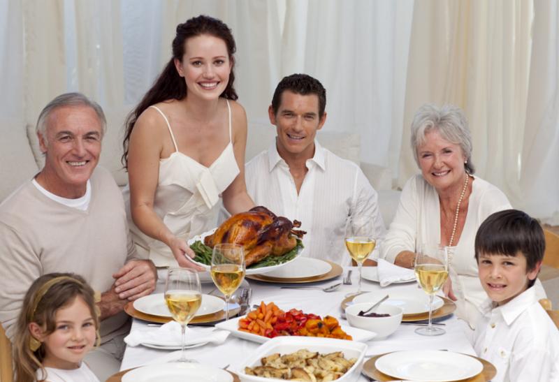 family_turkey_dinner.jpg