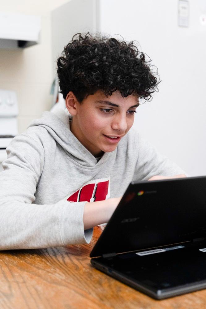 Virtual student with laptop