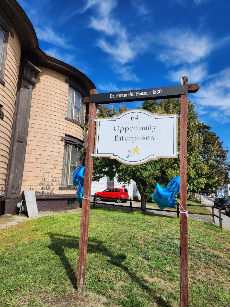 4a006f10-2d46-4ff2-9594-9cb7b6bbb48e image