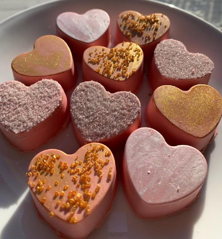 c2a8401a-920e-4942-a69d-69e6c6e5fa8a image