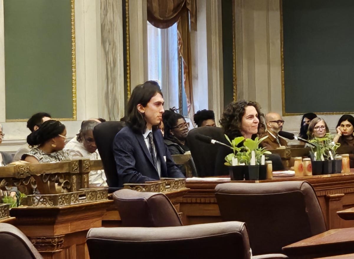 Ryan Gittler-Muniz testifying to City Council