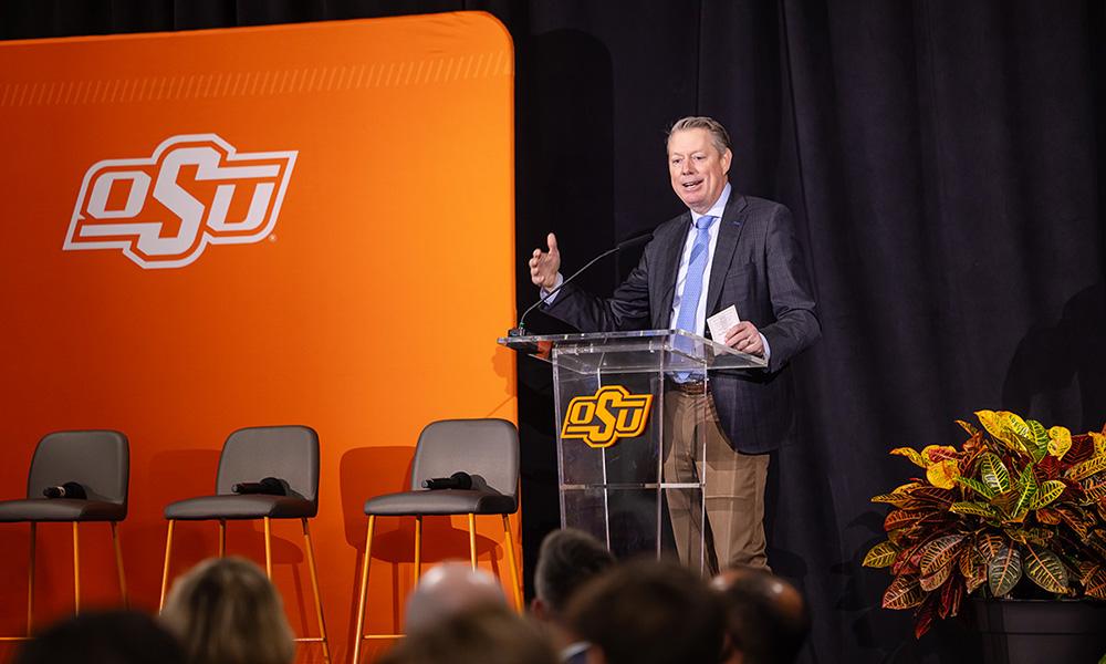 Jayson Lusk speaks at an OSU podium during the Health Forum.