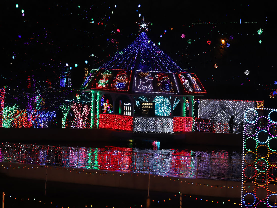 Mark Lowry's Dad Passes, Lighthouse Campmeeting 2022, Johnny Minick