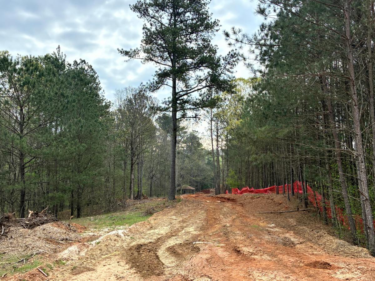 Photo of the construction of the River's Edge Walking Trails Phases 3 and 4
