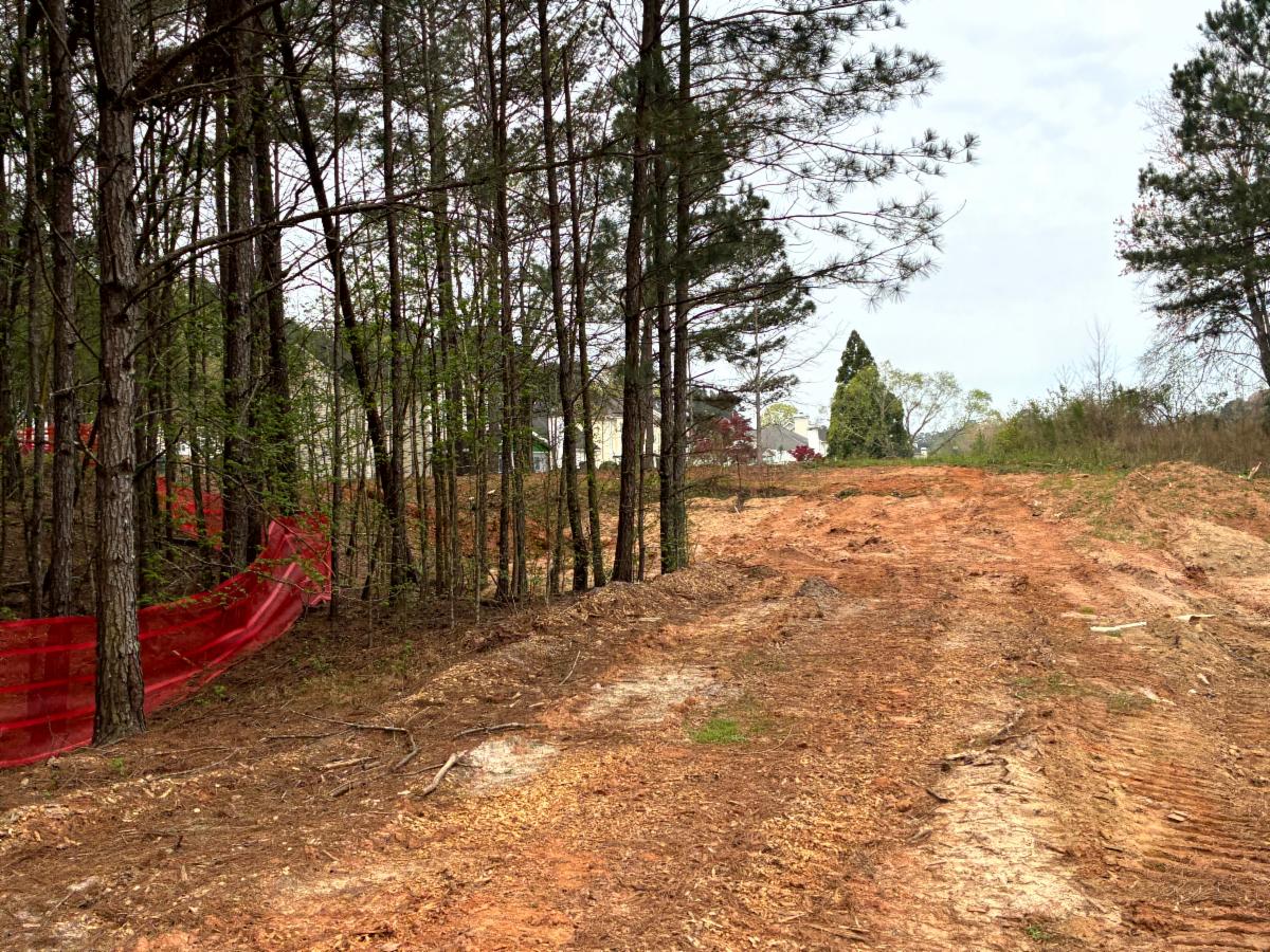 Photo of the construction of the River's Edge Walking Trails Phases 3 and 4