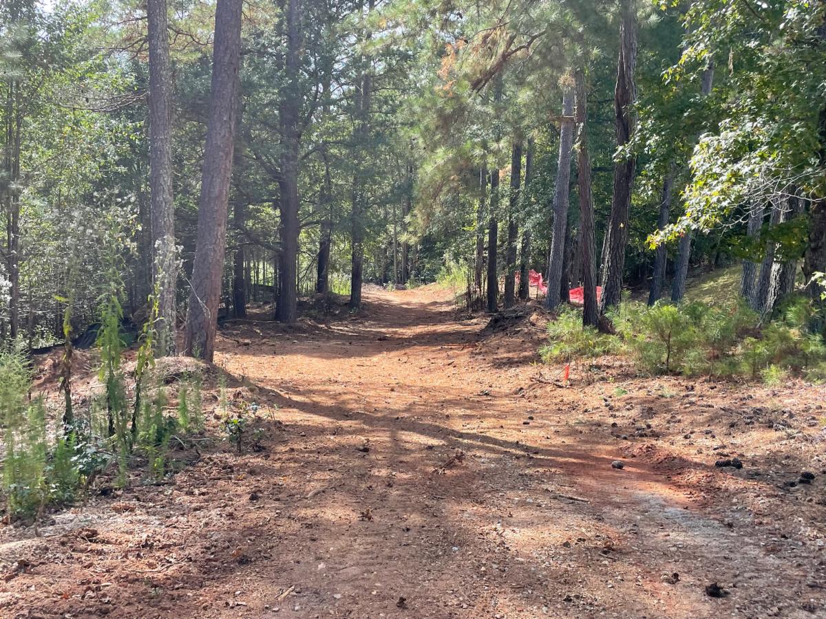 Construction of Rivers Edge Phase 3 trail 