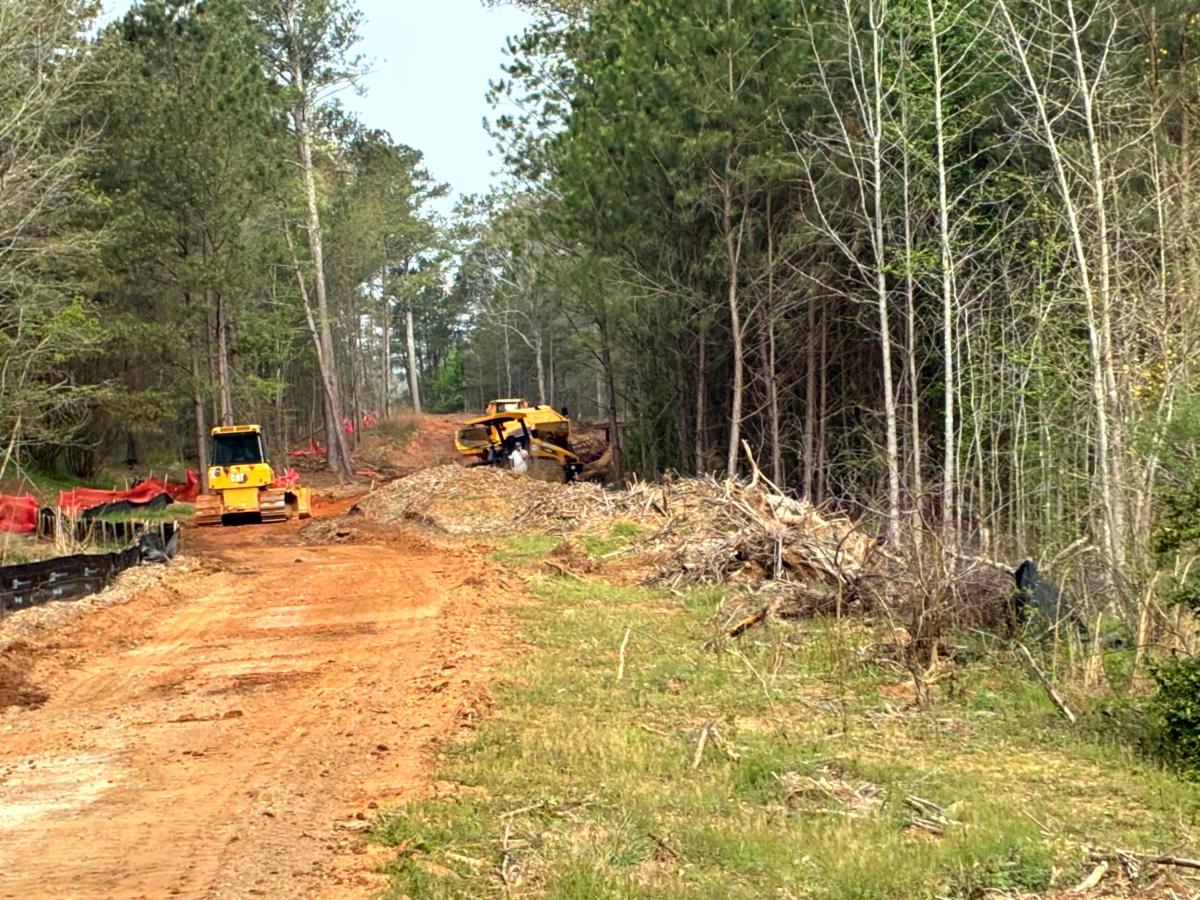Photo of the construction of the River's Edge Walking Trails Phases 3 and 4