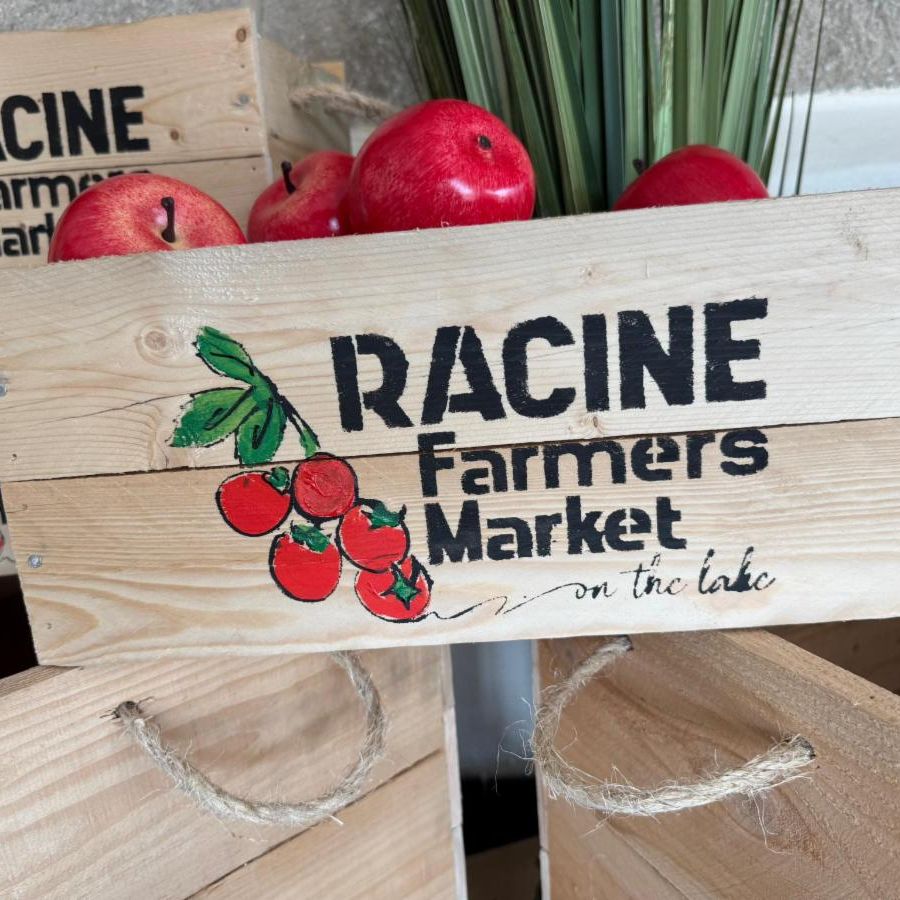 Racine Farmers Market on the Lake