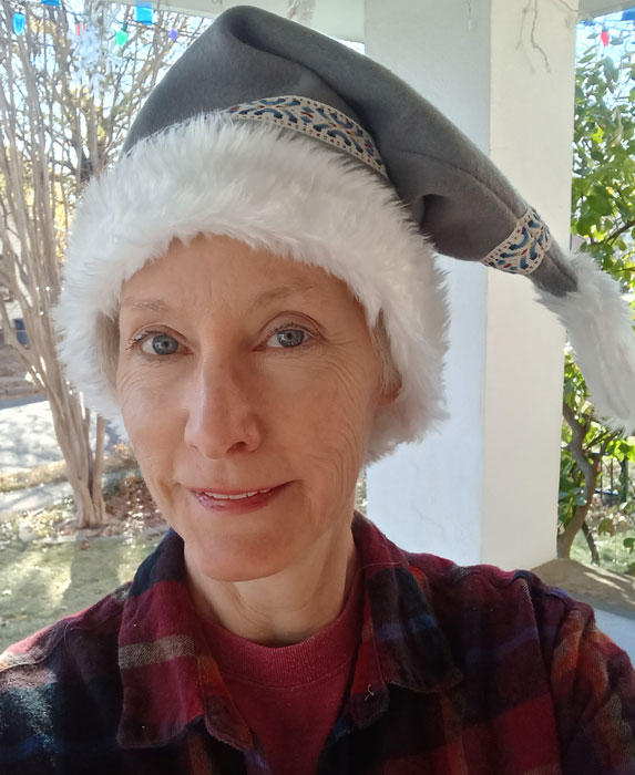 New fleece stocking cap in gray with woven ribbon decorative touch