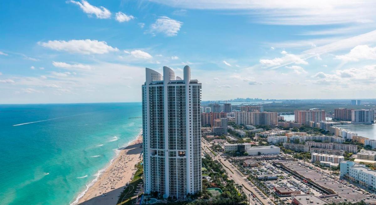 St-Regis-Sunny-Isles-View-South.jpeg