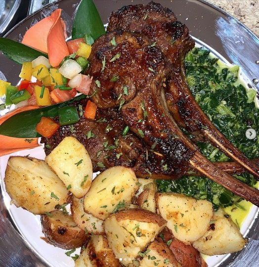 Eating with Eryn - Chel Eryn_lamb_chops