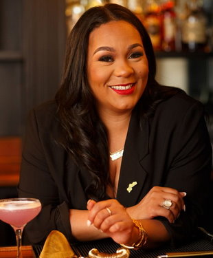 Jessica Robinson - JusTini 2023_Instagram_ii