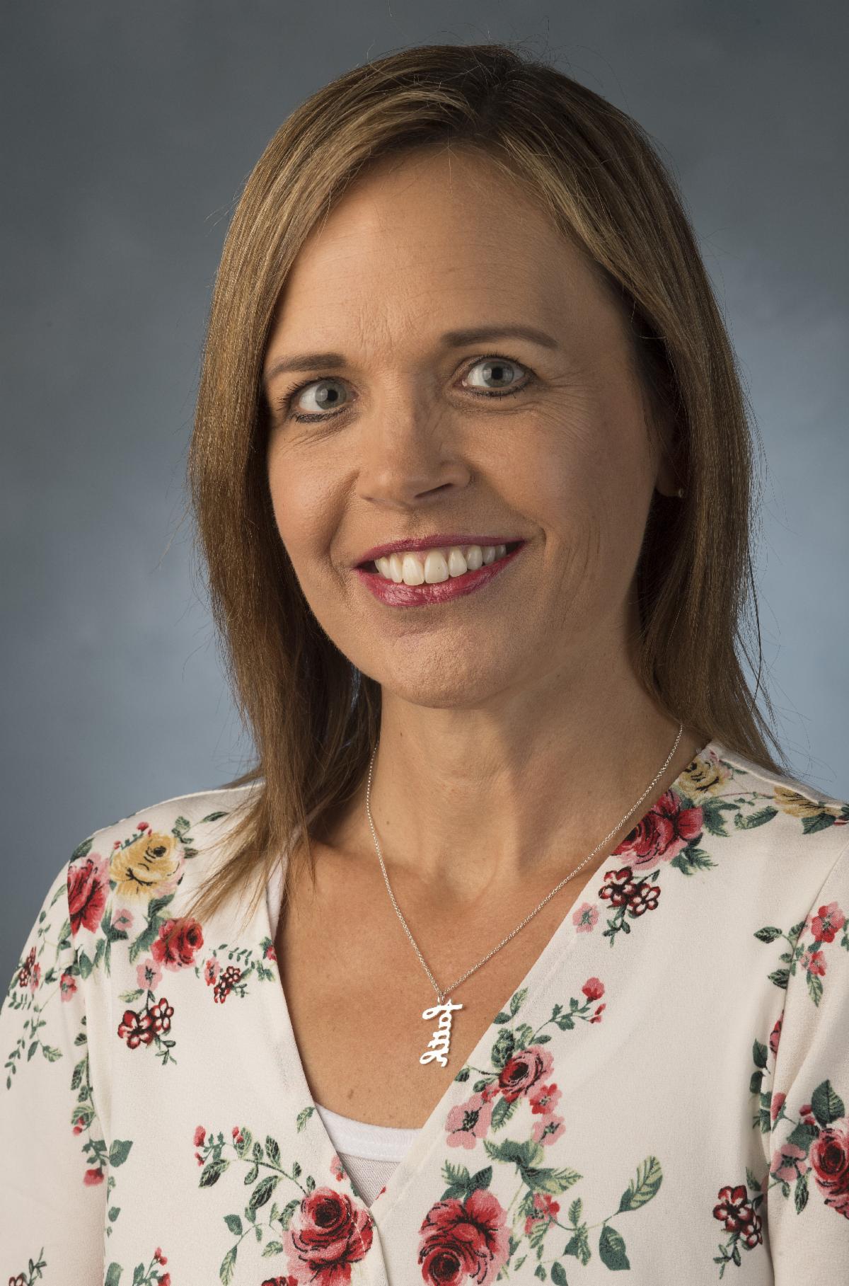 Stacy Bolton Headshot