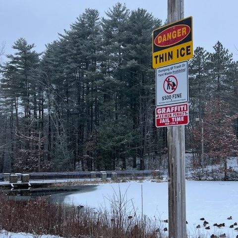 Daner thin ice sign posted at Dorrs Pond 