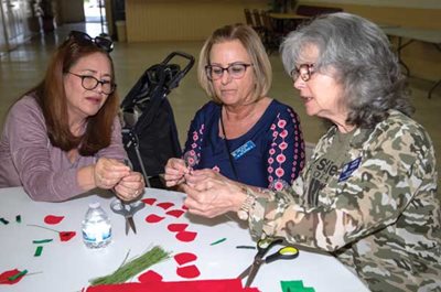 Poppy makers