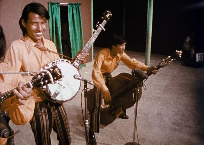 Bluegrass 45 onstage