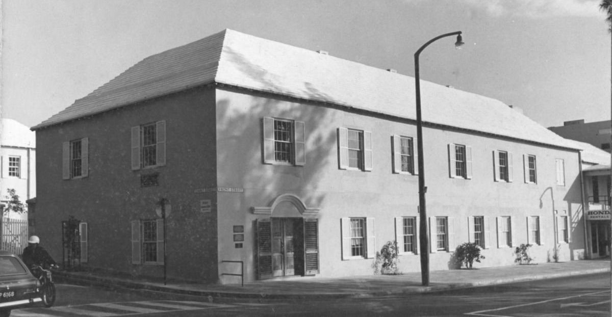 1972 Old Town Hall.jpg